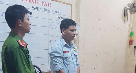 Bắt 'Sugar Daddy' dùng clip nóng tống tiền