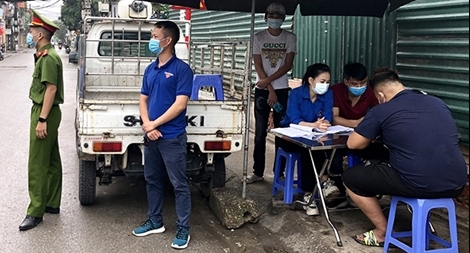 Nhiều trường hợp không đeo khẩu trang ra đường bị xử phạt