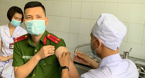 Vaccine phòng COVID-19 Việt Nam sản xuất: Bao giờ có?