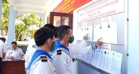 Rộn ràng bầu cử sớm nơi huyện đảo Trường Sa