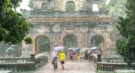 Ba miền trời mưa giông, cảnh báo lũ quét, sạt lở đất 