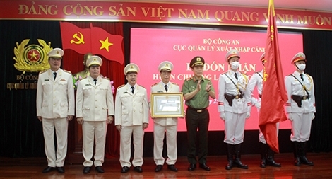 Phát huy vai trò của Cục nghiệp vụ đầu tàu trong lĩnh vực quản lý xuất nhập cảnh