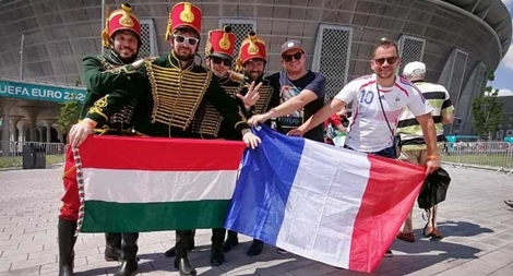 Bi hài chuyện cổ động viên tại EURO 2020