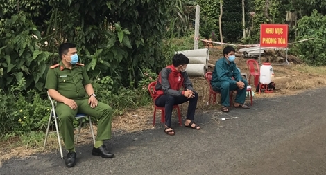 Công an huyện Krông Nô vừa bảo đảm ANTT, vừa phòng, chống dịch COVID-19
