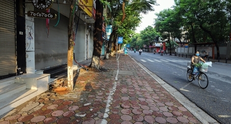 Hà Nội ngày đầu giãn cách xã hội theo Chỉ thị 16