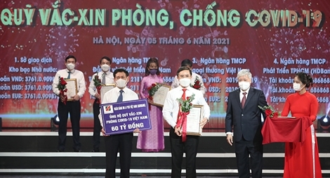 Agribank ủng hộ 52,5 tỷ đồng cho 22 tỉnh, thành phố trong công tác phòng chống dịch