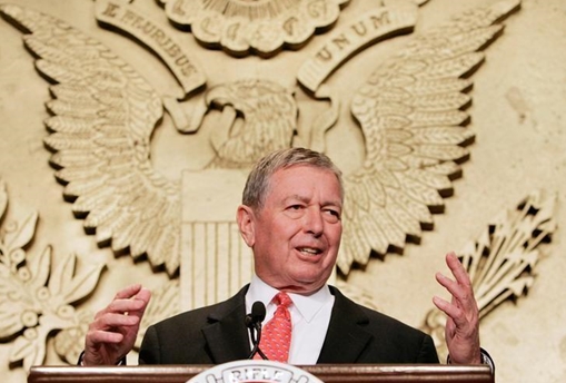 Qatar thuê cựu Bộ trưởng Tư pháp Mỹ xử lý khủng hoảng