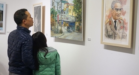 Quay ngược thời gian cùng triển lãm "Tìm về 2017: Màu khoảnh khắc"