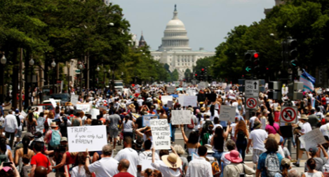 Biểu tình lan rộng khắp nước Mỹ phản đối chính sách của Tổng thống Trump