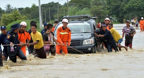 Hàng trăm ngôi làng tại Myanmar chìm trong biển nước vì sự cố vỡ đập