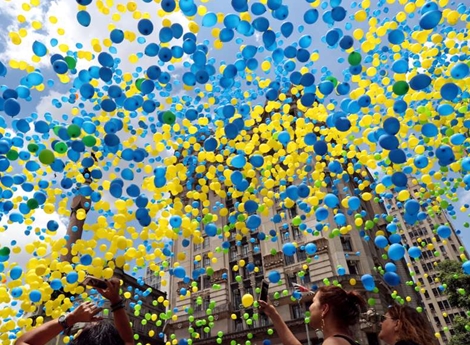 Người dân trên khắp thế giới rộn ràng chuẩn bị chào đón năm mới 