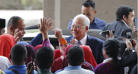 Cựu Thủ tướng Malaysia phủ nhận mọi cáo buộc tại phiên xét xử đầu tiên