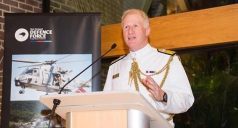 Quan chức New Zealand bị tố lắp camera quay lén trong nhà tắm