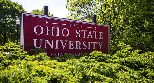 Bác sĩ đại học Mỹ bị cáo buộc lạm dụng 177 sinh viên suốt 2 thập kỷ