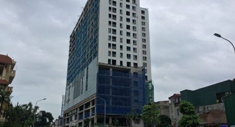 Phá dỡ hạng mục vi phạm tòa nhà 8B Lê Trực, 4 năm vẫn giậm chân tại chỗ?