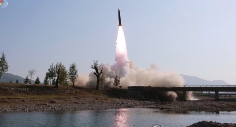 Triều Tiên phóng tên lửa nhằm "cảnh báo cứng rắn" Hàn Quốc