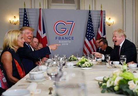 Tổng thống Trump hết lời ca ngợi tân Thủ tướng Anh bên lề G7