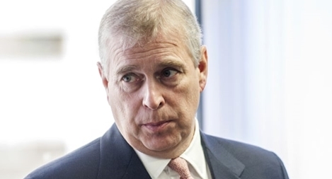 Hoàng tử Anh Andrew "lui về ở ẩn" vì dính líu đến tỷ phú ấu dâm