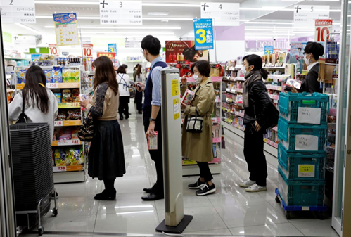 Đề xuất đàn ông đi chợ mùa dịch vì phụ nữ hay 'câu giờ'