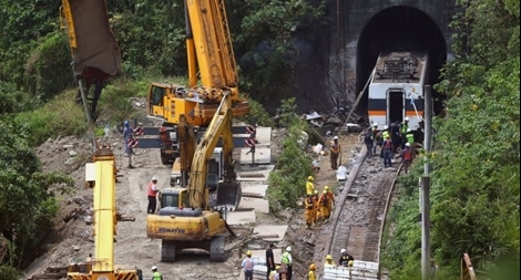 Quan chức Đài Loan nhận trách nhiệm vụ lật tàu thảm khốc