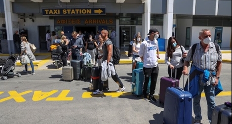 Du lịch mùa COVID-19: Hy Lạp mở cửa đón khách trở lại