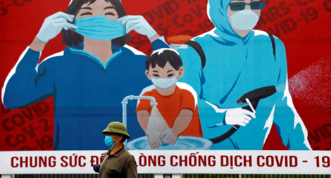 Bình luận Việt Nam may mắn trong phòng chống COVID-19 là "không khách quan"