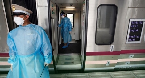 Thái Lan đưa bệnh nhân COVID-19 ở thủ đô về địa phương điều trị 