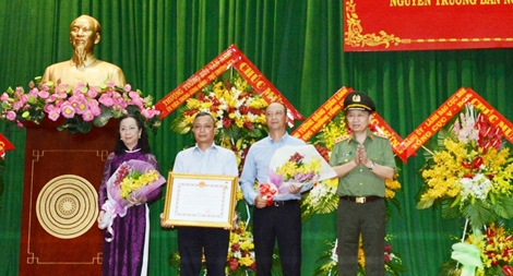 Truy tặng danh hiệu Anh hùng LLVTND cho Đại tá Lê Thanh Vân