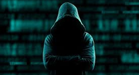 Kỹ sư tin học nhắn tin "con ông bà ngu như bò" tới 1.700 phụ huynh