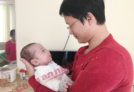 Gặp lại bé Gấu, con Thiếu úy Đậu Thị Huyền Trâm