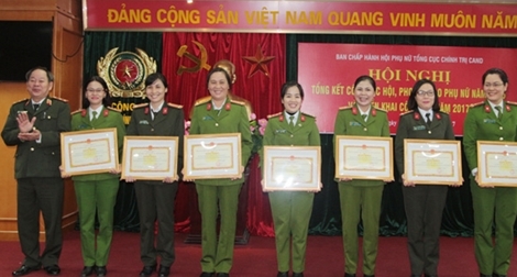 Đổi mới toàn diện nội dung, phương thức hoạt động Hội phụ nữ Tổng cục Chính trị CAND 