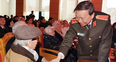 Bộ Công an gặp mặt cán bộ cấp cao đã nghỉ hưu