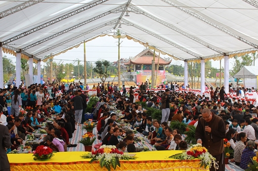 10.000 người khai xuân xác lập 2 kỉ lục Việt Nam