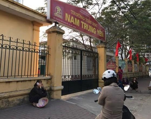 Vụ học sinh gãy chân ở trường Nam Trung Yên: Gia đình đề nghị Công an xử lý nghiêm
