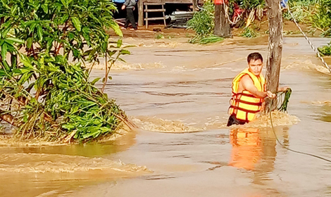 CSCĐ cứu người bị đuối nước