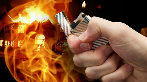 Tưới xăng đốt chết chồng vì mâu thuẫn vặt