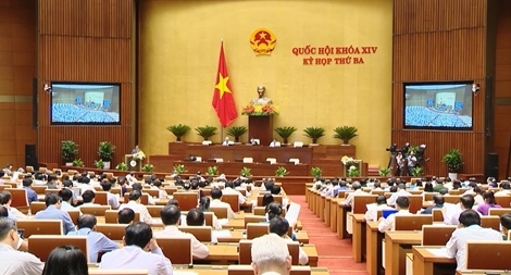 Báo cáo Quốc hội danh sách cá nhân "phóng tay” chi ngân sách