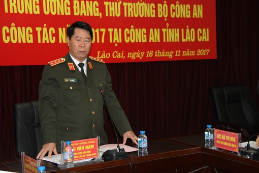 Thứ trưởng Bùi Văn Nam kiểm tra công tác  tại Công an tỉnh Lào Cai