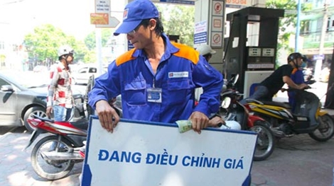 Xăng lại tăng giá từ chiều nay 20-11