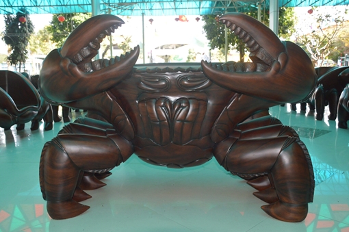 Bộ salon "cực dị" khiến thiên hạ trầm trồ ở miền Tây