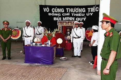 Xót xa tiễn biệt Thiếu úy Bùi Minh Quý hy sinh