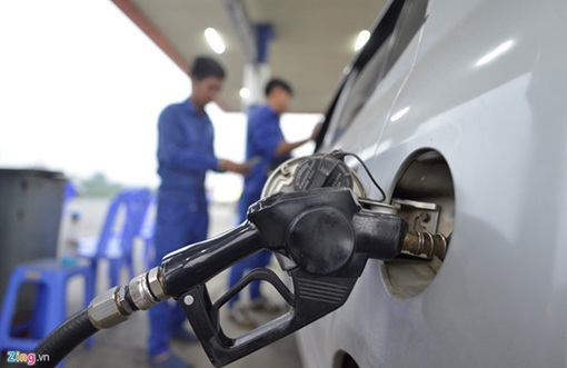 Tăng thuế xăng dầu và những hệ lụy