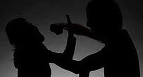 Ghen với "người trong mộng" gã trai 17 tuổi đâm thấu ngực "đối thủ"