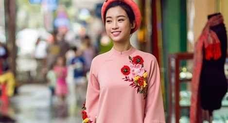 Hoa hậu Đỗ Mỹ Linh làm đại sứ chính thức cho Lễ hội áo dài 2017