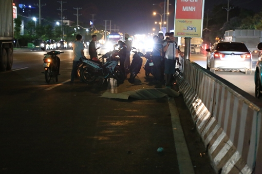 Chạy tốc độ cao, nam thanh niên tử vong trong đêm
