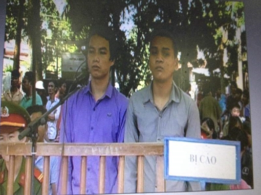 Hai kẻ cướp bình ắc quy lãnh án 15 năm tù giam