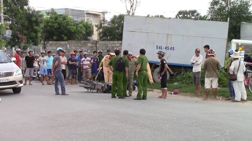 Xe “điên” hết hạn kiểm định gây tai nạn liên hoàn, 3 người bị thương