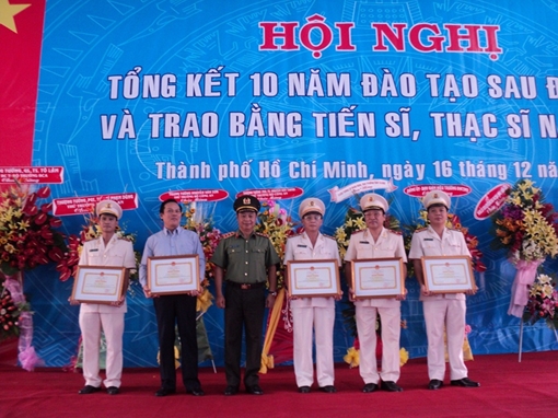 Chương trình đào tạo cần giảm lý thuyết, tăng kiến thức thực tế