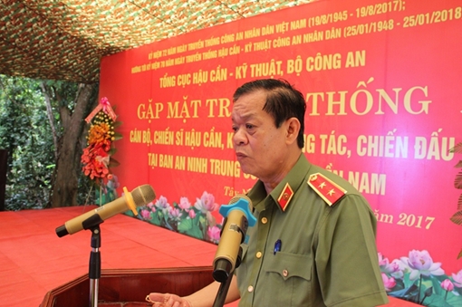 Gặp mặt truyền thống lực lượng hậu cần, kỹ thuật qua các thời kỳ