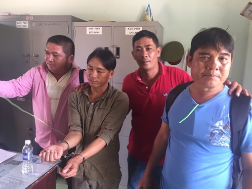 Bắt nghi can đốt nhà ở Ninh Thuận lẩn trốn “vùng đất gốm”